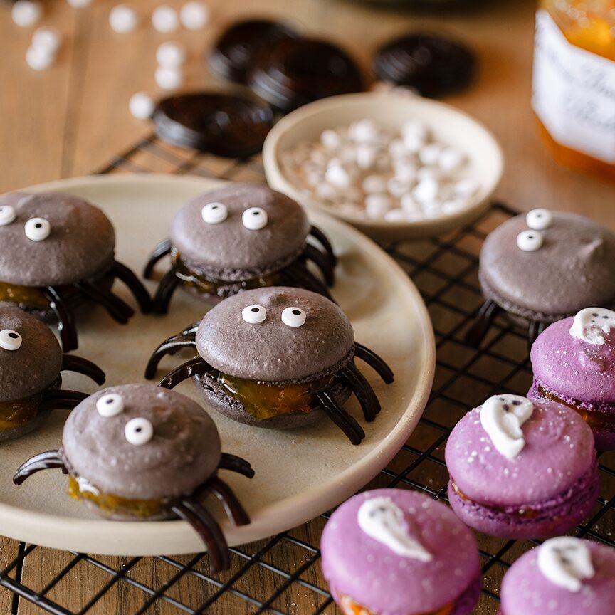 Halloween Macarons