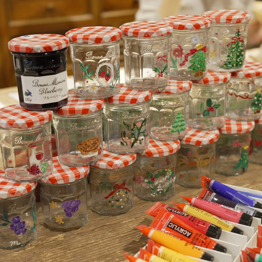 ペイントで彩るボトルアート